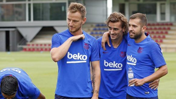 Árulkodó a Barca kerete a pénteki szezonrajtra