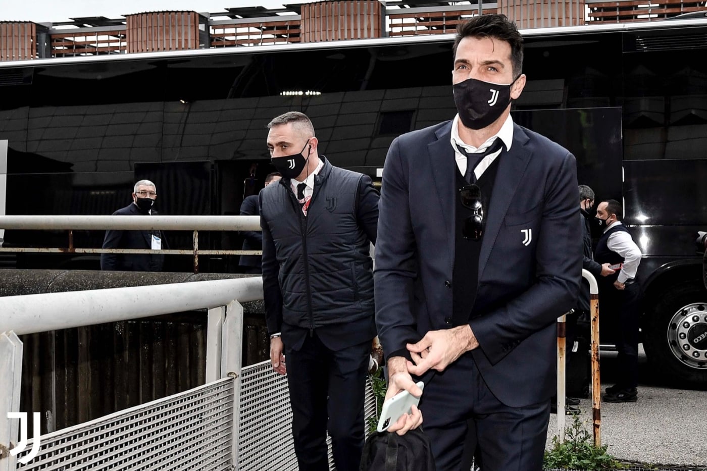 Átigazolási szenzációi, a Juventus nagy riválisához igazolhat Buffon