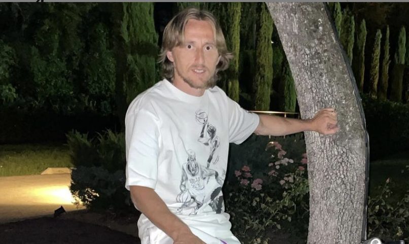 Nem akármilyen járgányt villantott Luka Modric  – FOTÓ