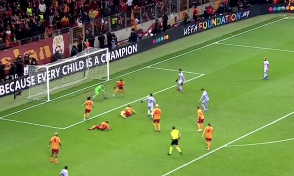 Pedri úgy megszívatta a Galatasaray védőit, hogy a 18-as karikát ki kell rakni a videóra
